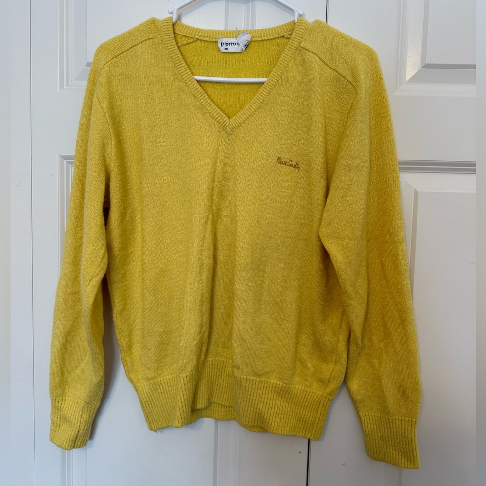 Vintage Pierre Cardin Paris V-Neck Fall Sweater Size 40 Yellow